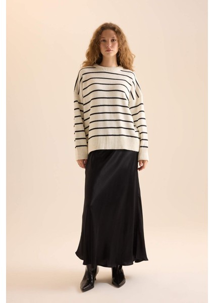 A Kesim Normal Bel Saten Maxi Etek D6930AXNS