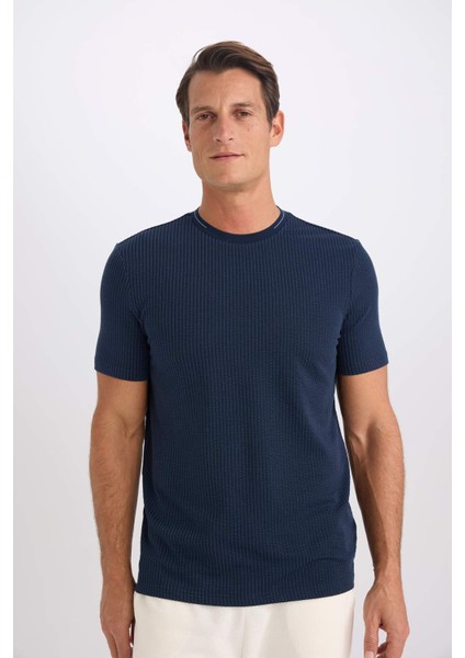 Slim Fit Dar Kesim Bisiklet Yaka Krinkıl Kısa Kollu Tişört D7225AX25SP