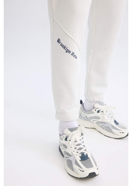 Fit Kalın Jogger Eşofman Altı NBA Brooklyn Nets Standart Fit Cepli Uzun Paça D3225AX24WN