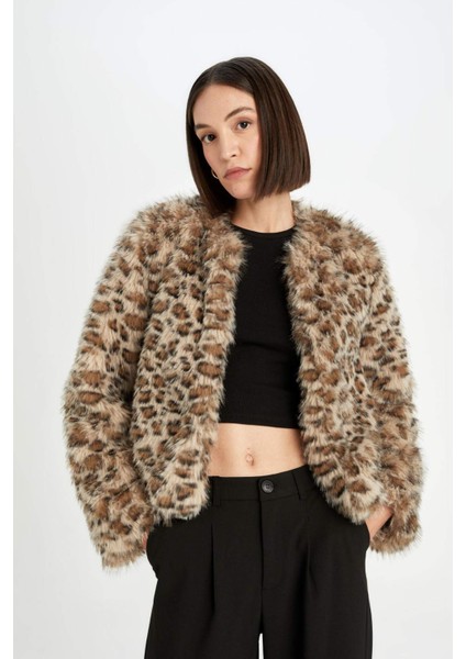 Regular Fit Leopar Desenli Kısa Suni Kürk Ceket Mont D6650AX24WN