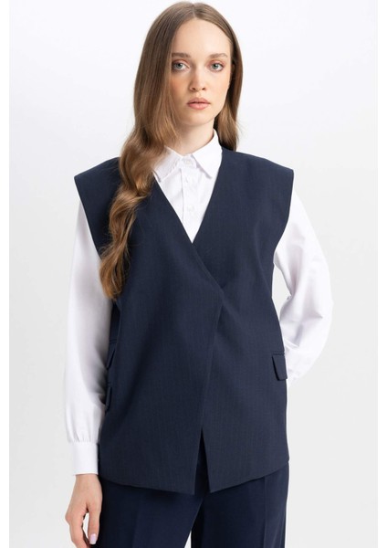 V Yaka Düğmeli Cep Kapaklı Blazer Yelek D6246AX24AU