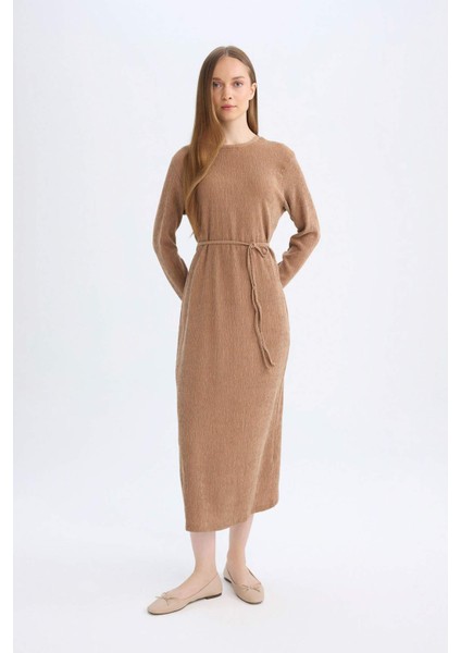 Regular Fit Bürümcük Uzun Kollu Bağcıklı Midi Elbise D5024AX24AU