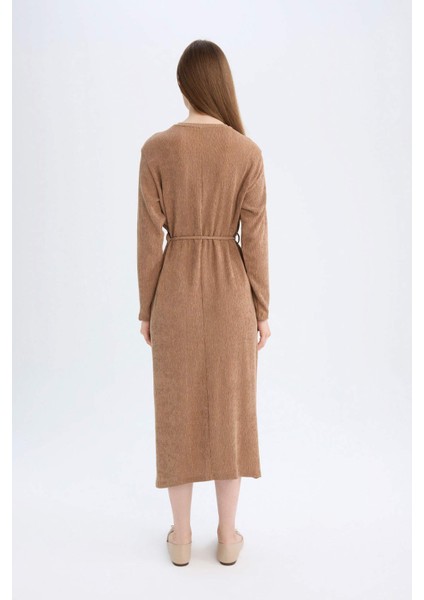 Regular Fit Bürümcük Uzun Kollu Bağcıklı Midi Elbise D5024AX24AU