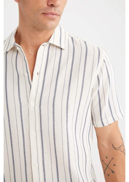 Regular Fit Yazlık Polo Yaka Çizgili Pamuklu Kısa Kollu Gömlek C8315AX25SP