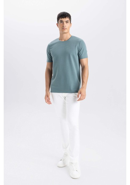 Slim Fit Dar Kesim Bisiklet Yaka Basic Düz Kısa Kollu Tişört M6608AZ25SP