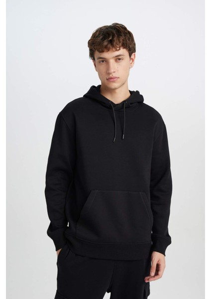 Regular Fit Kapüşonlu Kanguru Cepli İçi Yumuşak Tüylü Basic Düz Sweatshirt X8283AZ25SP