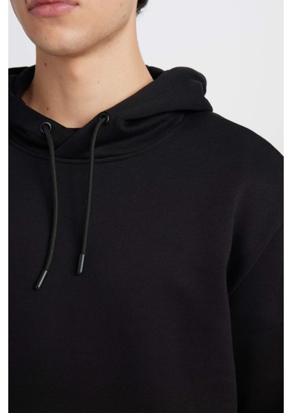 Regular Fit Kapüşonlu Kanguru Cepli İçi Yumuşak Tüylü Basic Düz Sweatshirt X8283AZ25SP