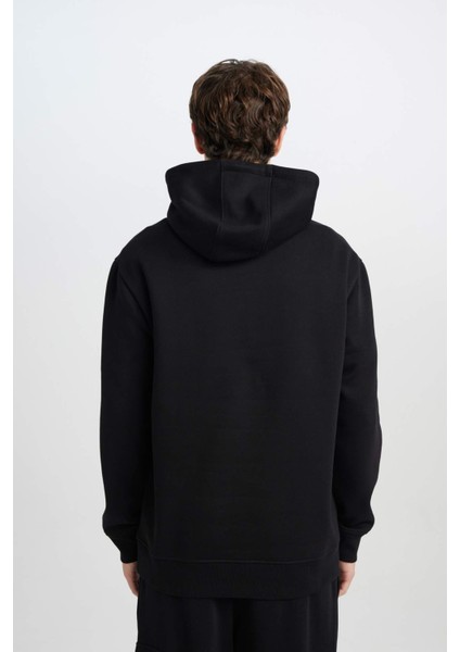 Regular Fit Kapüşonlu Kanguru Cepli İçi Yumuşak Tüylü Basic Düz Sweatshirt X8283AZ25SP