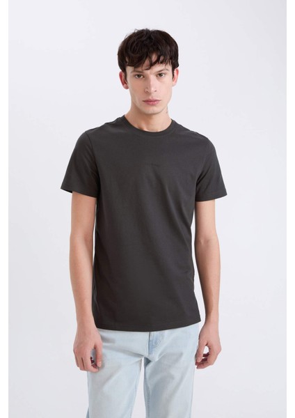 %100 Pamuk Slim Fit Dar Kesim Bisiklet Yaka Baskılı Kısa Kollu Tişört D5566AX25SP