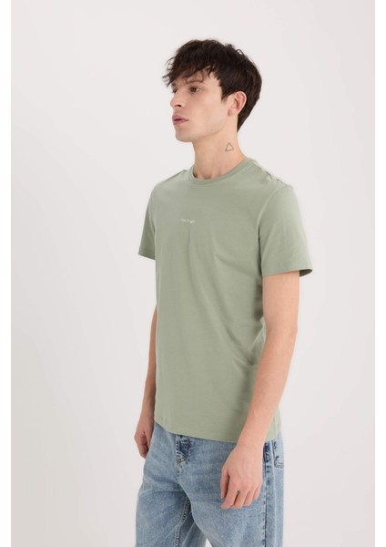 %100 Pamuk Slim Fit Dar Kesim Bisiklet Yaka Baskılı Kısa Kollu Tişört D5566AX25SP