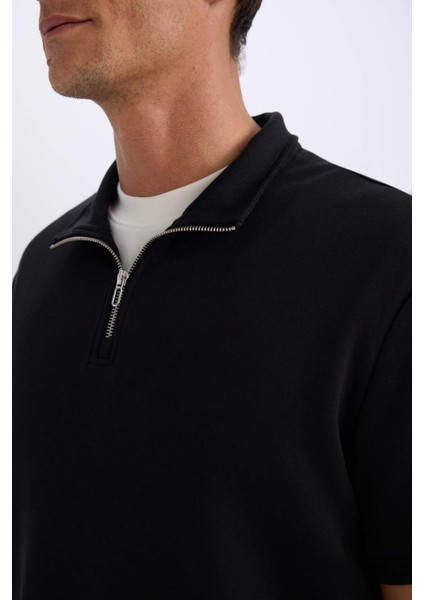 Regular Fit Dik Yaka Yarım Fermuarlı Ağır Kumaş Kısa Kollu Siyah Tişört B6502AX25SP