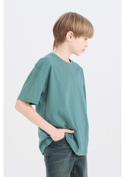 Erkek Çocuk Oversize Geniş Kalıp Bisiklet Yaka Basic Düz Kısa Kollu Tişört B5927A825SM