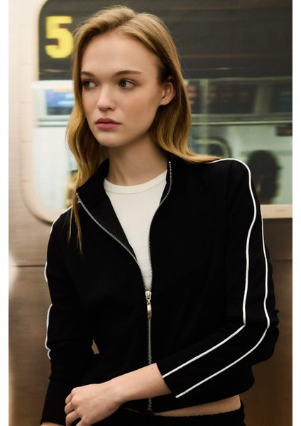 Fitted Dik Yaka Basic Düz Modal Fermuarlı Hırka D6670AX24WN