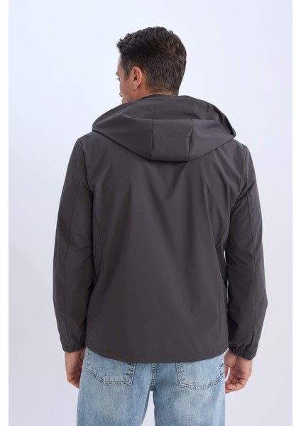 Slim Fit Dar Kesim Kapüşonlu Astarlı Fermuarlı Cepli Mevsimlik Mont D7451AX25SP