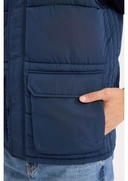 Regular Fit Kapüşonlu Fermuarlı Cepli Şişme Yelek D6285AX25SP