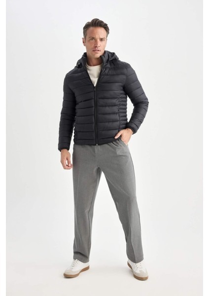 Su İtici Slim Fit Dar Kesim İç Cep Detaylı Kapüşonlu Fermuarlı Cepli Şişme Mont N4661AZ25SP