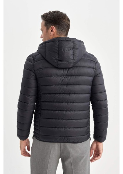 Su İtici Slim Fit Dar Kesim İç Cep Detaylı Kapüşonlu Fermuarlı Cepli Şişme Mont N4661AZ25SP