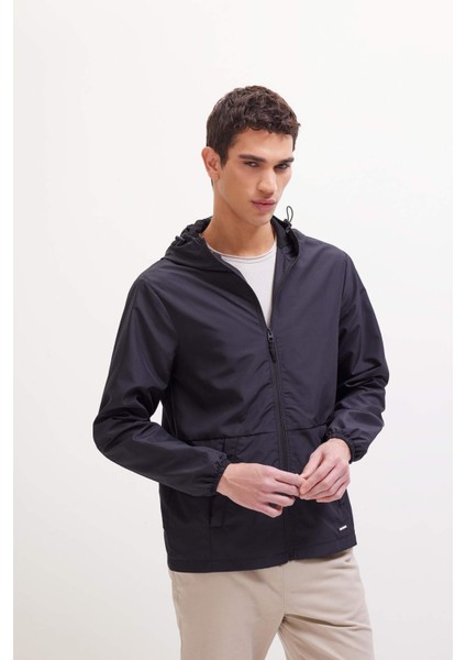Su İtici Slim Fit Dar Kesim File Astarlı Kapüşonlu Fermuarlı Mevsimlik Baharlık Yağmurluk Mont C5821AX25SP