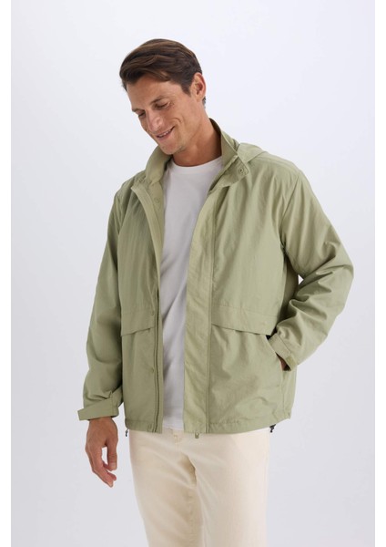 Regular Fit Kapüşonlu Fermuarlı Cepli Mevsimlik Baharlık Yağmurluk