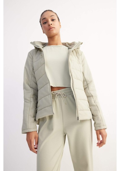 DeFactoFit Su İtici Cepli Fermuarlı Kapüşonlu Mont D6089AX25SP