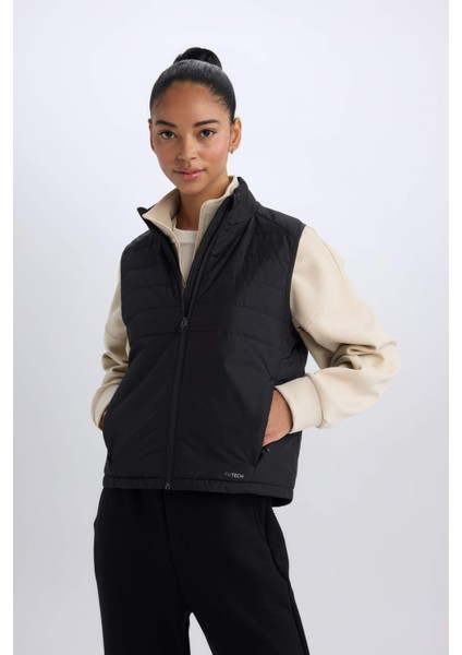 DeFactoFit Su İtici Regular Fit Fermuarlı Sporcu Yelek D6081AX25SP