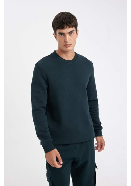 3 İplik Pamuklu Şardonlu İçi Polarlı Regular Fit Bisiklet Yaka Kalın Sweatshirt D7876AXNS