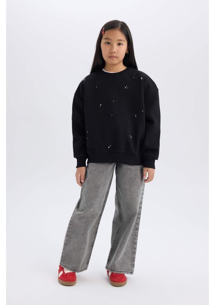 Kız Çocuk Yılbaşı Temalı Oversize Geniş Kalıp Bisiklet Yaka Taşlı İçi Yumuşak Tüylü Sweatshirt D5420A824WN