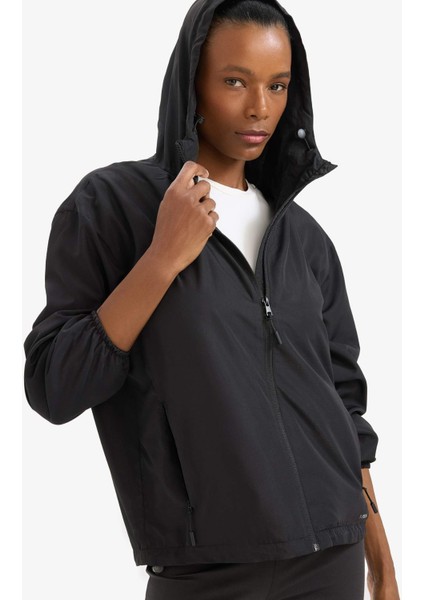 Su İtici Rüzgar Geçirmez Regular Fit Fermuarlı Cepli Esnek Dokulu Mevsimlik Baharlık Mont D6086AX25SP