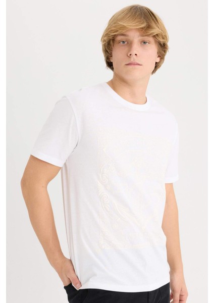 %100 Pamuk Regular Fit Bisiklet Yaka Baskılı Kısa Kollu Tişört D8203AX25SP