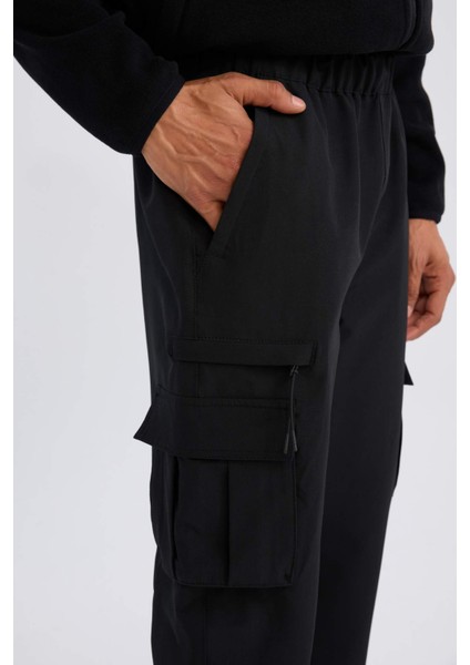 Fit Sporcu Jogger Eşofman Altı Slim Fit Dar Kesim Dokuma Kargo Cepli Standart Paça
