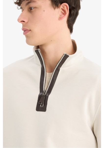 Regular Fit Dik Yaka Yarım Fermuarlı Basic Düz Sweatshirt D7226AX25SP
