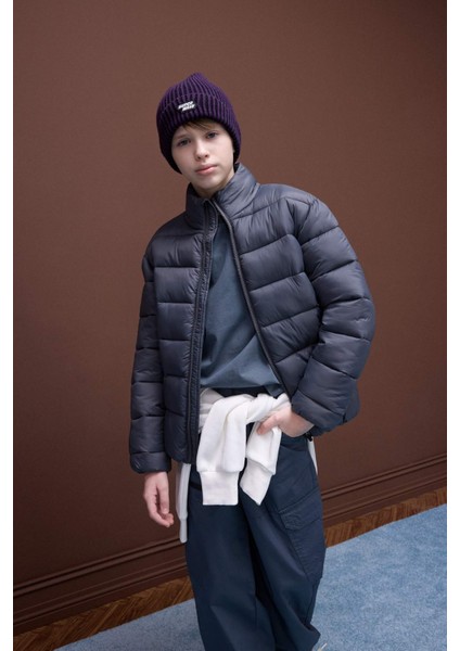 Erkek Çocuk Su Geçirmez Fermuarlı Cepli Basic Düz Şişme Mont D5900A825SP