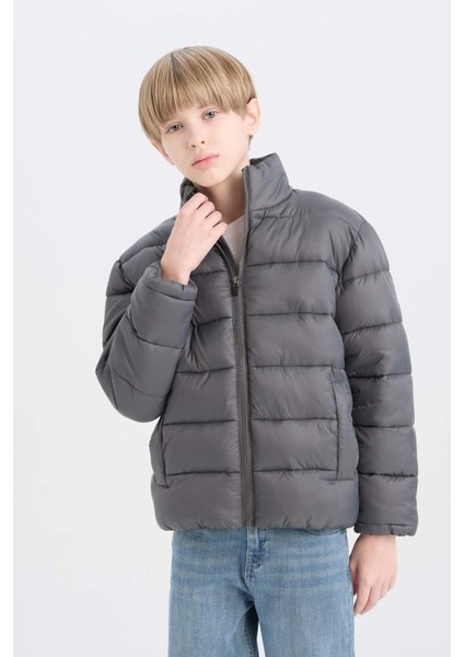 Erkek Çocuk Su Geçirmez Fermuarlı Cepli Basic Düz Şişme Mont D5900A825SP