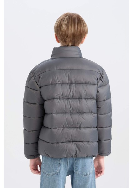 Erkek Çocuk Su Geçirmez Fermuarlı Cepli Basic Düz Şişme Mont D5900A825SP