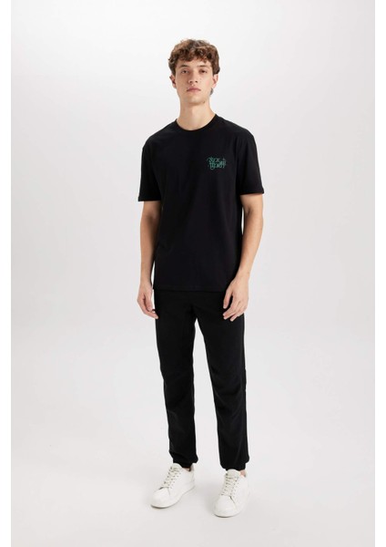 %100 Pamuk Rick and Morty Regular Fit Bisiklet Yaka Sırt Baskılı Kısa Kollu Tişört D5467AX25SP