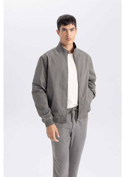 Slim Fit Dar Kesim Dik Yaka Astarlı Fermuarlı Cepli Mevsimlik Baharlık Mont D7338AX25SP