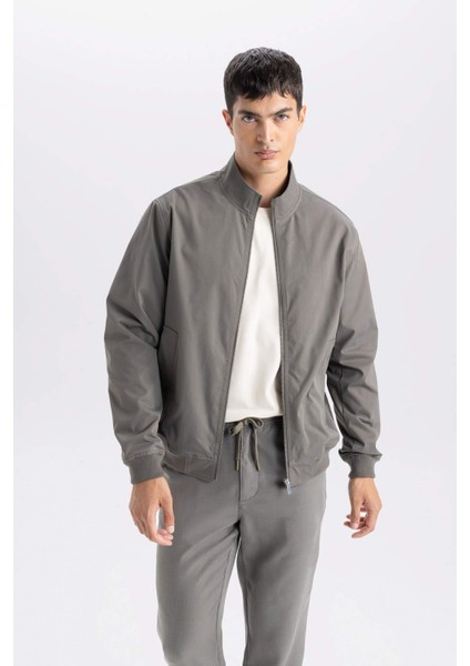 Slim Fit Dar Kesim Dik Yaka Astarlı Fermuarlı Cepli Mevsimlik Baharlık Mont D7338AX25SP