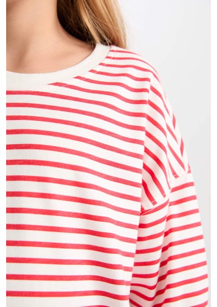 Kız Çocuk Relax Fit Bisiklet Yaka Çizgili Sweatshirt D6503A8NS