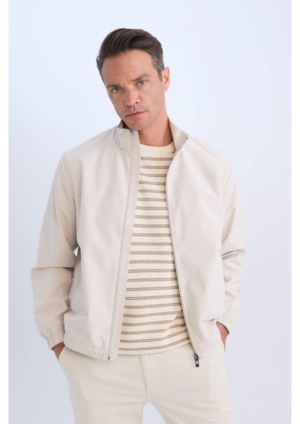 Regular Fit Dik Yaka Fermuarlı Cepli Mevsimlik Baharlık Mont D6330AX25SP