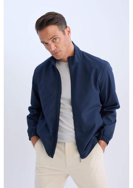 Regular Fit Dik Yaka Fermuarlı Cepli Mevsimlik Baharlık Mont D6330AX25SP