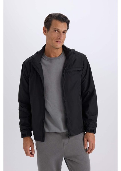 Su İtici Regular Fit Dik Yaka Astarlı Gizli Kapüşonlu Fermuarlı Cepli Mevsimlik Baharlık Mont D7669AX25SP