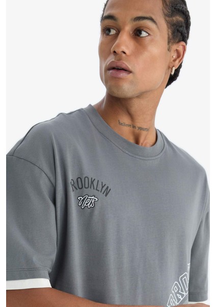 NBA Brooklyn Nets Oversize Geniş Kalıp Bisiklet Yaka Kısa Kollu Tişört D8610AX25SP