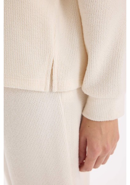 Pijama Takımı Regular Fit Basic Düz Uzun Kollu Üst Geniş Bol Paça Alt-Fall in Love D2259AX24WN