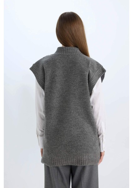 Relax Fit V Yaka Taşlı Triko Süveter D7512AX24WN