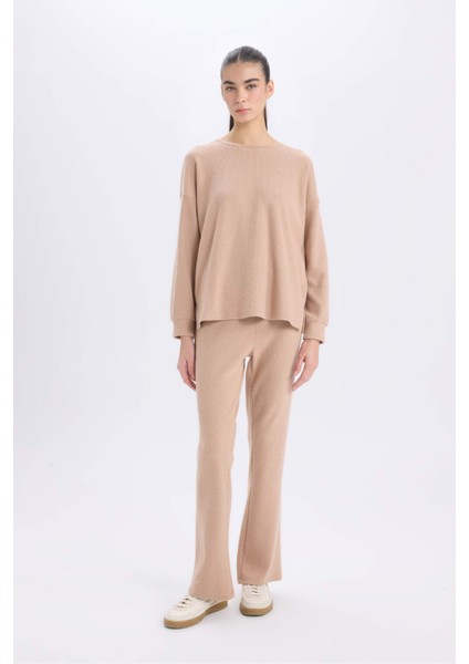 Pijama Takımı Regular Fit Basic Düz Uzun Kollu Üst Geniş Bol Paça Alt-Fall in Love D2259AX24WN