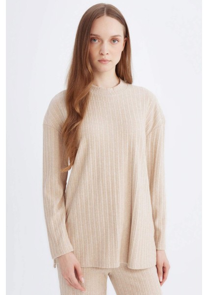 Relax Fit Bisiklet Yaka İçi Yumuşak Tüylü Fitilli Kaşkorse Yırtmaçlı Uzun Kollu Tunik D7436AX24WN