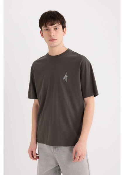 %100 Pamuk Boxy Fit Bisiklet Yaka Sırt Baskılı Kısa Kollu Tişört D5511AX25SP