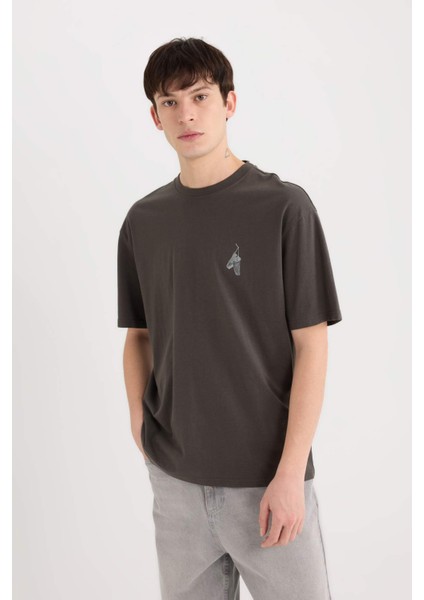 %100 Pamuk Boxy Fit Bisiklet Yaka Sırt Baskılı Kısa Kollu Tişört D5511AX25SP