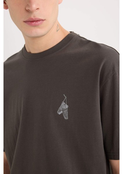 %100 Pamuk Boxy Fit Bisiklet Yaka Sırt Baskılı Kısa Kollu Tişört D5511AX25SP