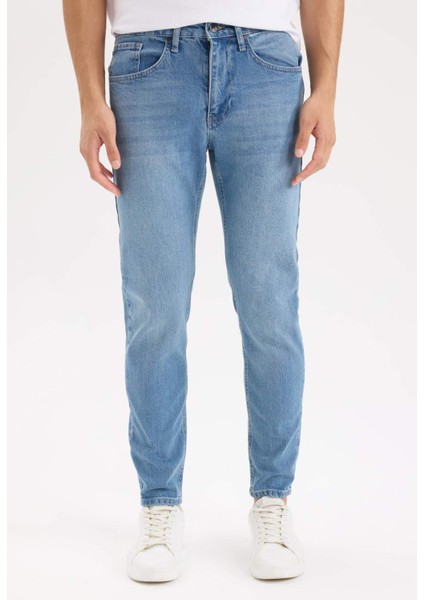 Slim Tapered Fit Dar Kalıp Normal Bel Daralan Paça Jean Pantolon D8745AX24AU